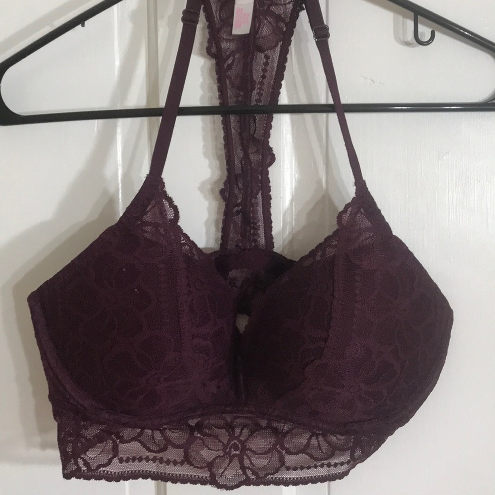 VS pink bra